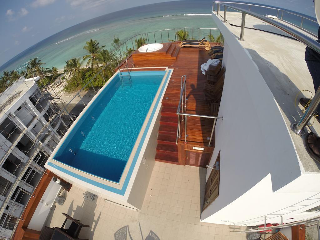 Airport Beach Hotel Hulhumalé Eksteriør bilde