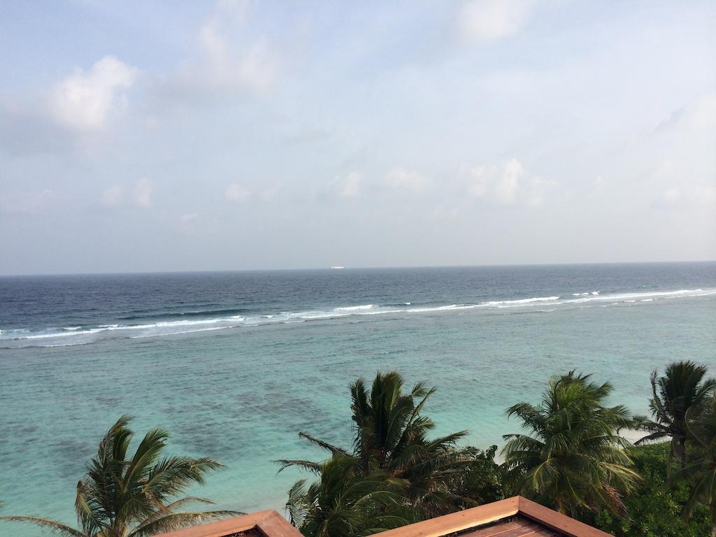 Airport Beach Hotel Hulhumalé Eksteriør bilde