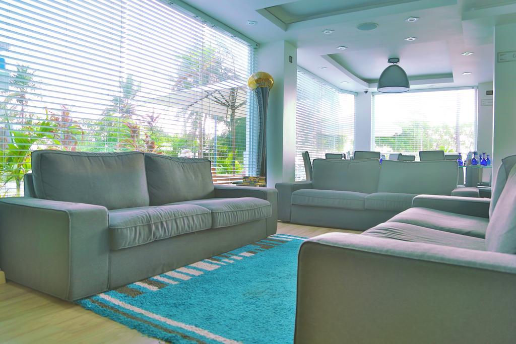 Airport Beach Hotel Hulhumalé Eksteriør bilde
