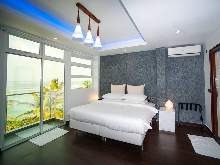 Airport Beach Hotel Hulhumalé Eksteriør bilde