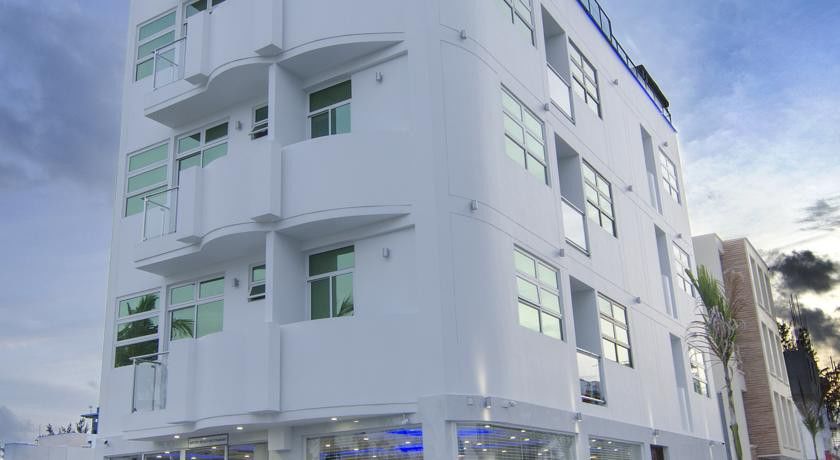 Airport Beach Hotel Hulhumalé Eksteriør bilde
