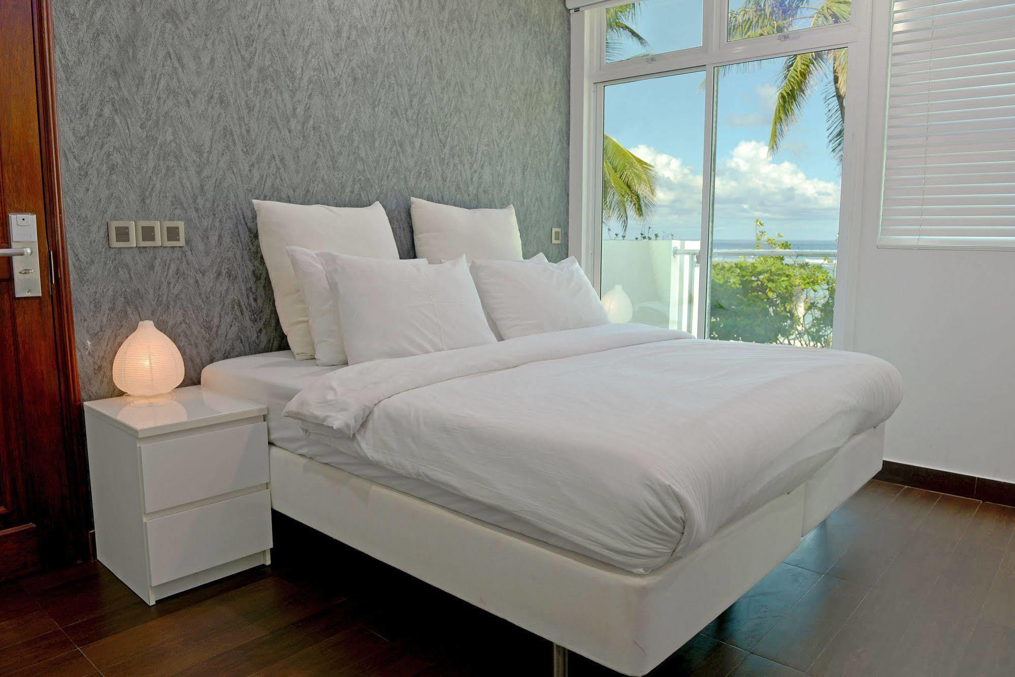 Airport Beach Hotel Hulhumalé Eksteriør bilde